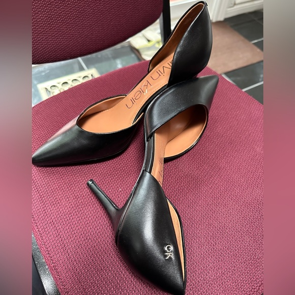 brand new Calvin Klein Womens Gloria Pump - Picture 12 of 12